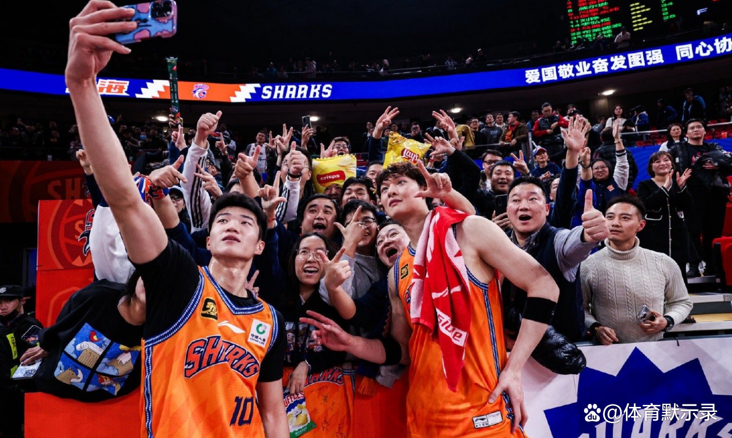 aoa体育娱乐-关于球队战绩创佳绩，外界盛赞团队合作的信息