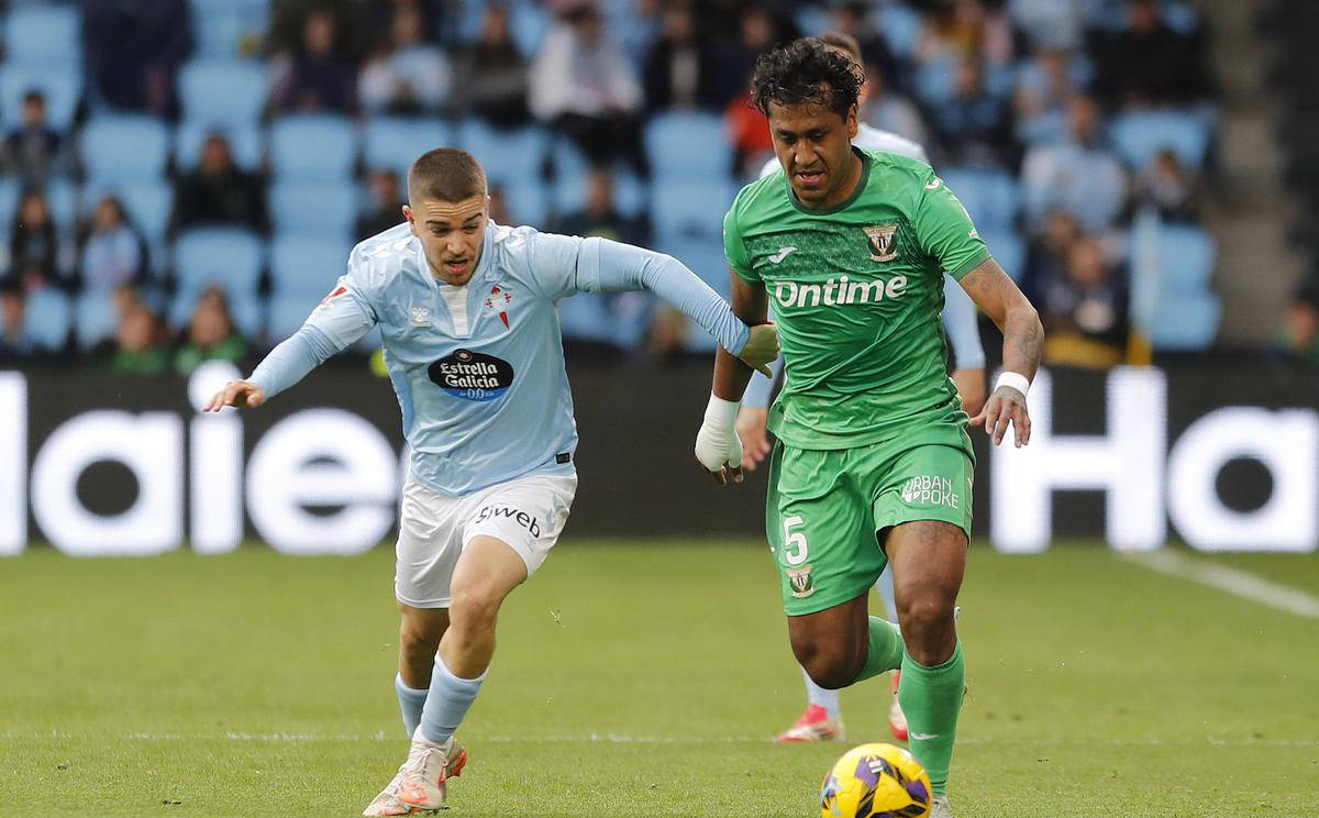 赫纳尼斯助攻助守,协助球队取胜(赫纳尼斯助攻助守,协助球队取胜的是谁) 赫纳尼斯助攻助守,协助球队取胜(赫纳尼斯助攻助守,协助球队取胜的是谁)