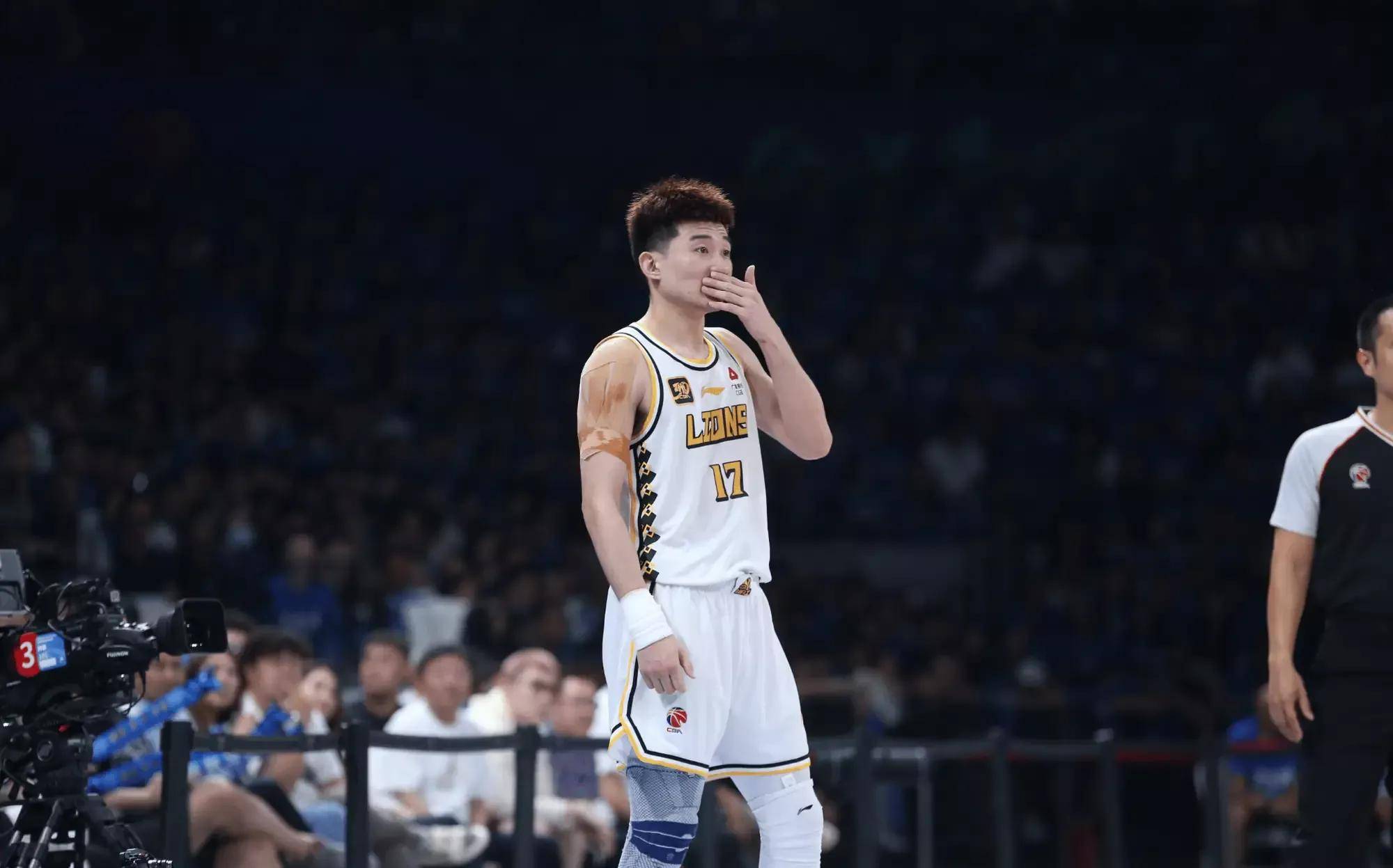 aoa体育视频-四川男篮近期表现出色，实力雄厚