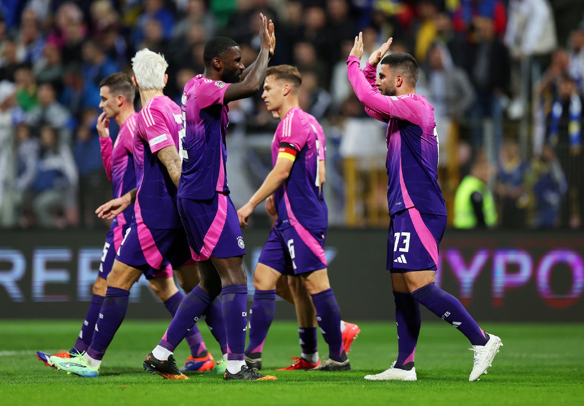 包含波黑黑队遗憾淘汰,未能晋级欧国联八强的词条 包含波黑黑队遗憾淘汰,未能晋级欧国联八强的词条