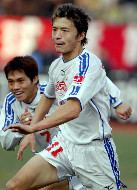 aoa体育课程-重庆力帆备战新赛季，瞄准夺冠目标的简单介绍