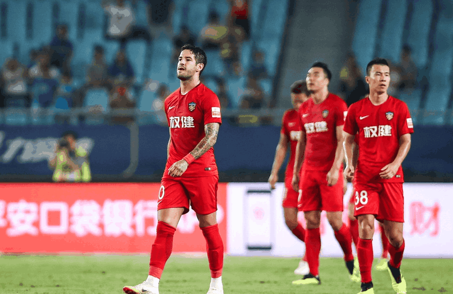 aoa体育官网-关于新加坡劲旅追赶差距，亚冠赛事成绩逐渐好转的信息