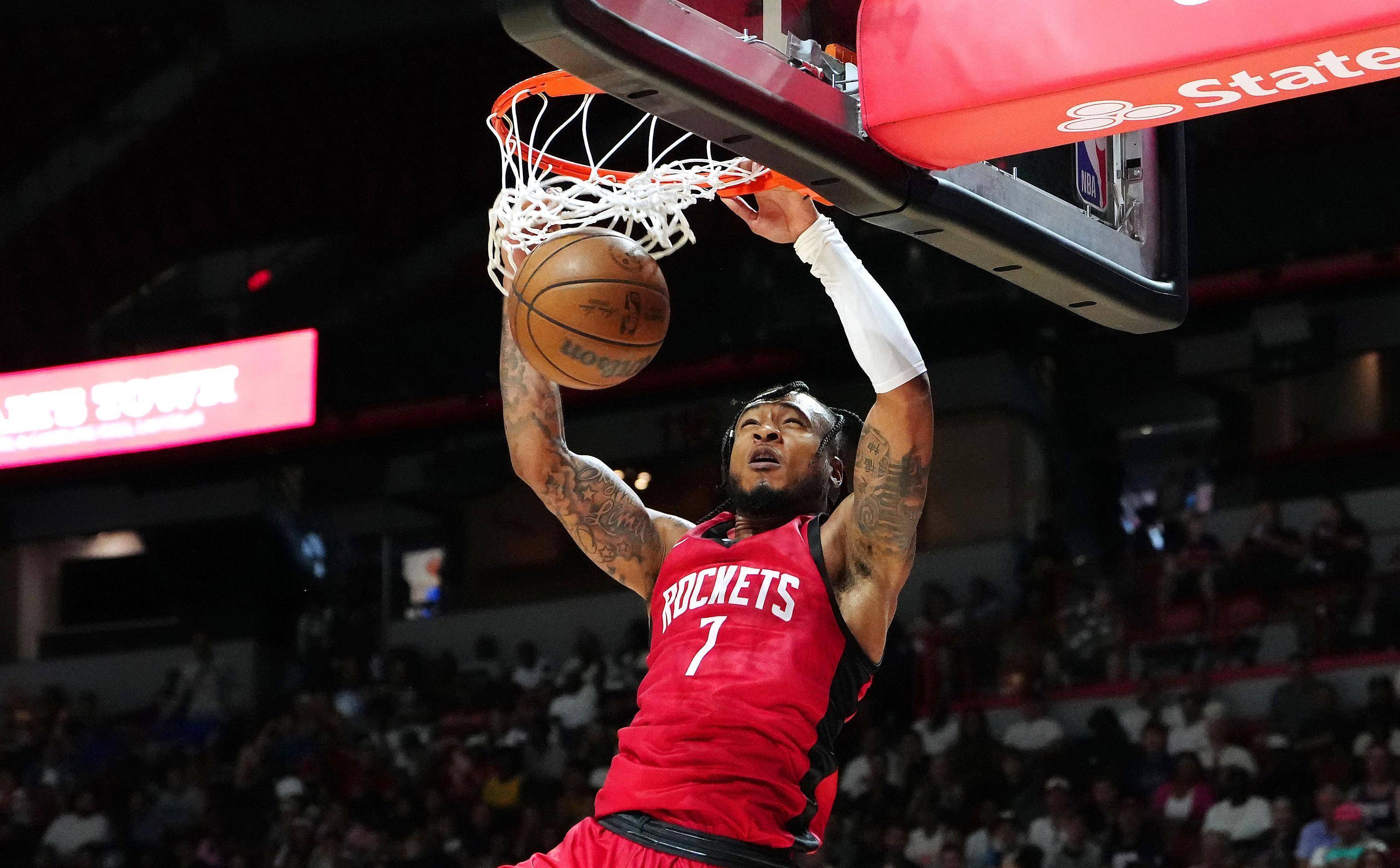 aoa体育课程-火箭队在本场比赛中势不可挡，大胜对手的简单介绍