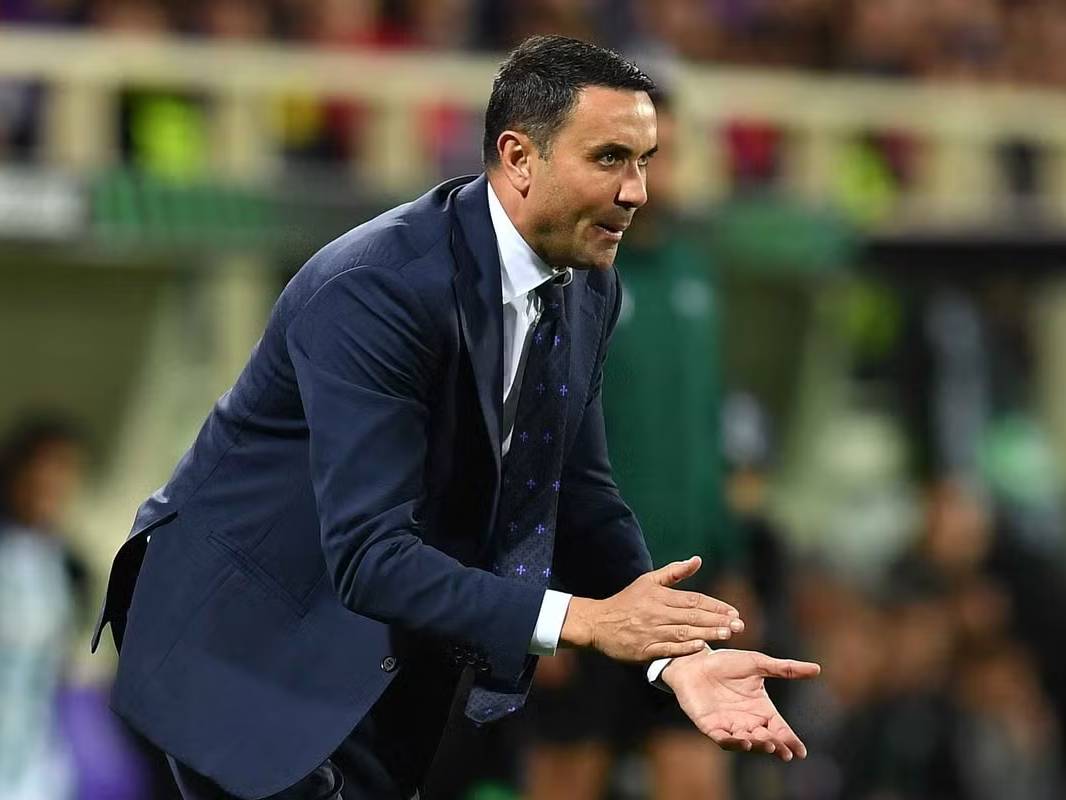 aoa体育活动-佛罗伦萨主帅赞誉球员拼搏精神的简单介绍