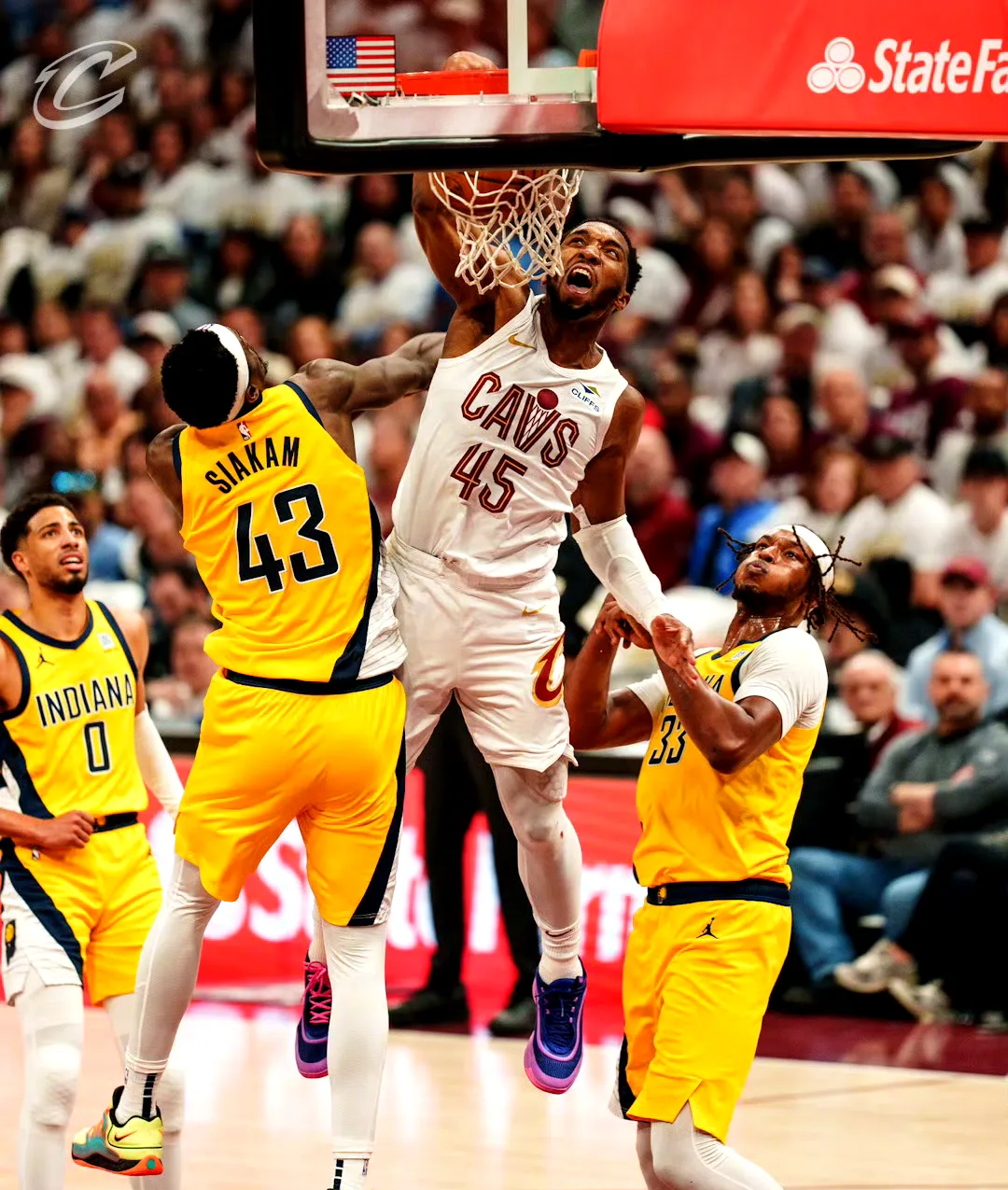 aoa体育视频-老鹰队客场逆转，取得关键胜利