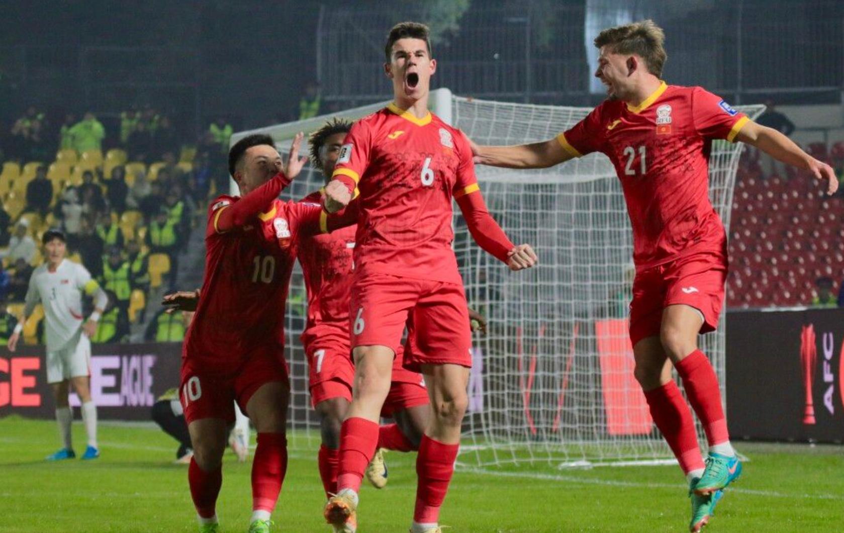 关于乌兹别克斯坦球队赢得喝彩，期待更好表现的信息