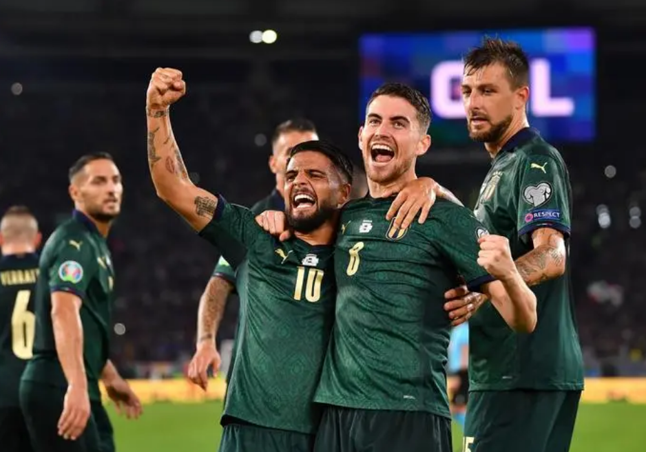 aoa体育课程-双雄对决！欧洲杯预选赛悬念更增