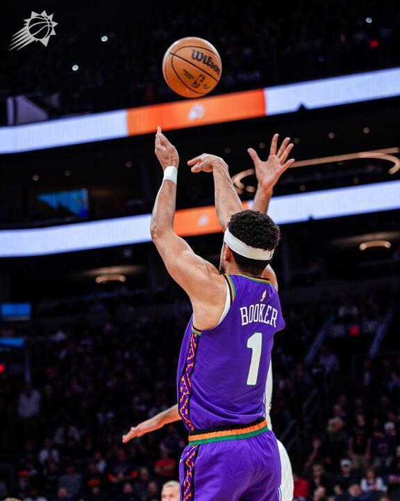 太阳客场力克魔术，赢得三连胜