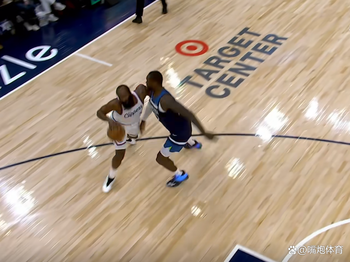 aoa体育-快船再败湖人，遭遇失利